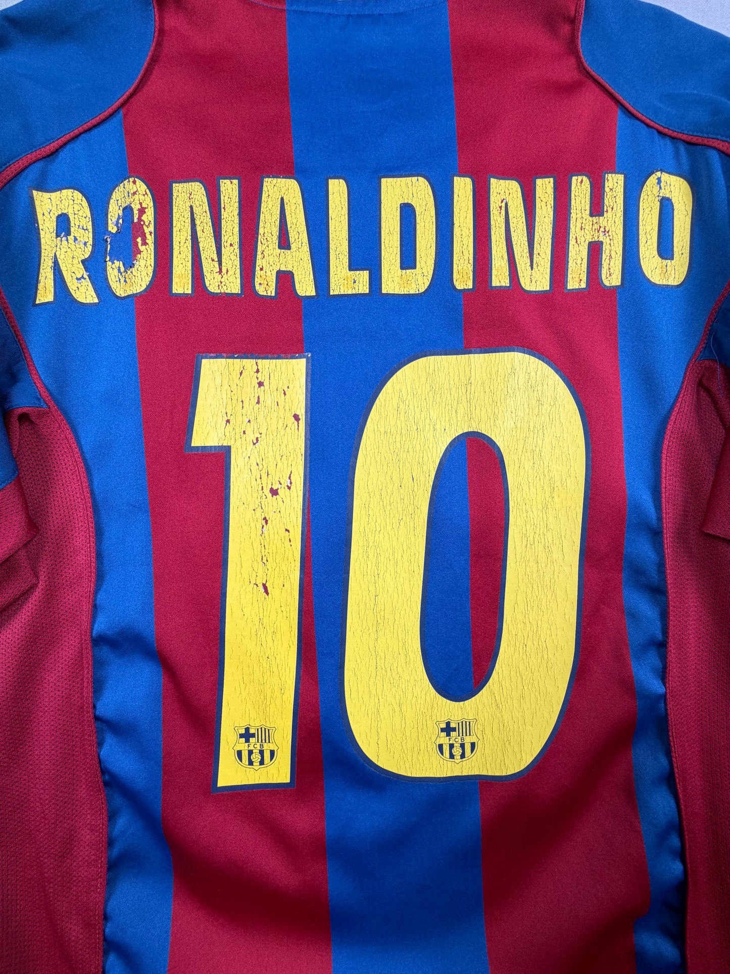fc barcelona 04/05 fcb trikot (l) "10 ronaldinho" nike